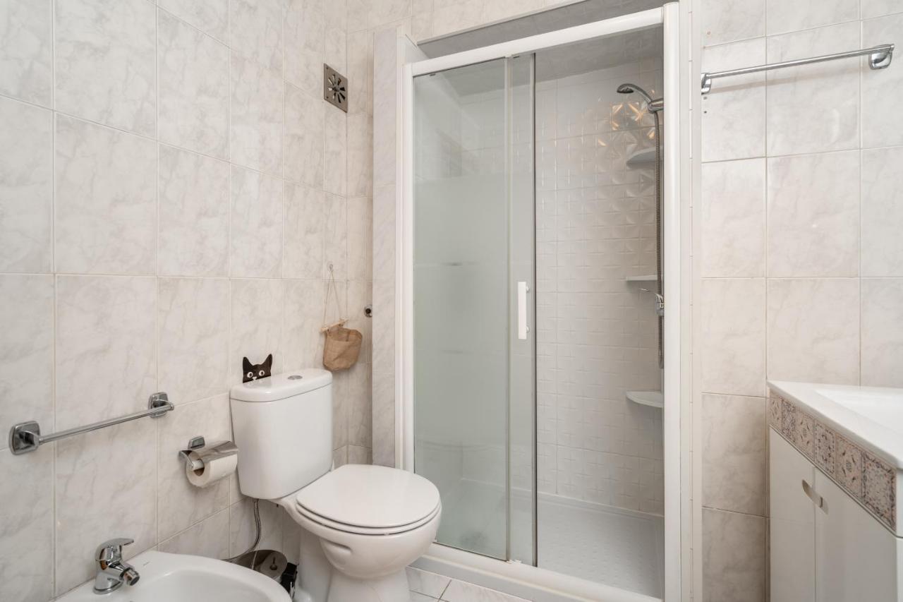 Cozy One Bedroom Apt In Historic Location - Carmo Lisboa Exterior foto
